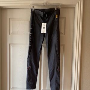 P.E Nation Dark Shadow Game Day Leggings Sz M.  NWT.  Box22